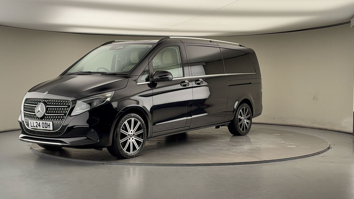 Used Mercedes-Benz V-Class 2024 for sale - 78213289: Photo 31