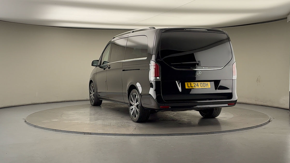 Used Mercedes-Benz V-Class 2024 for sale - 78213289: Photo 43