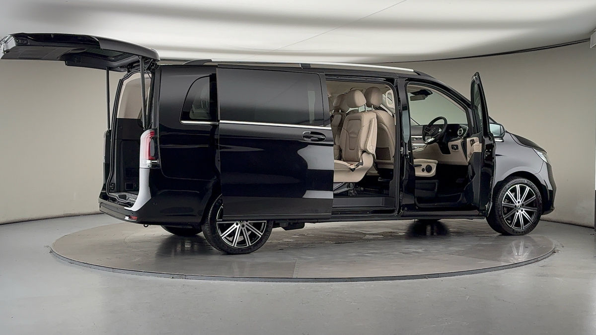 Used Mercedes-Benz V-Class 2024 for sale - 78213289: Photo 58