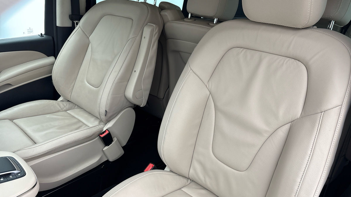 Used Mercedes-Benz V-Class 2024 for sale - 78213289: Photo 7