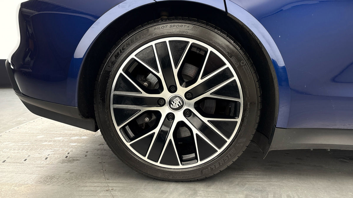 Used Porsche Taycan 2023 for sale - 77465446: Photo 11