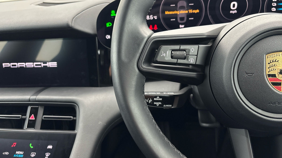 Used Porsche Taycan 2023 for sale - 77465446: Photo 14