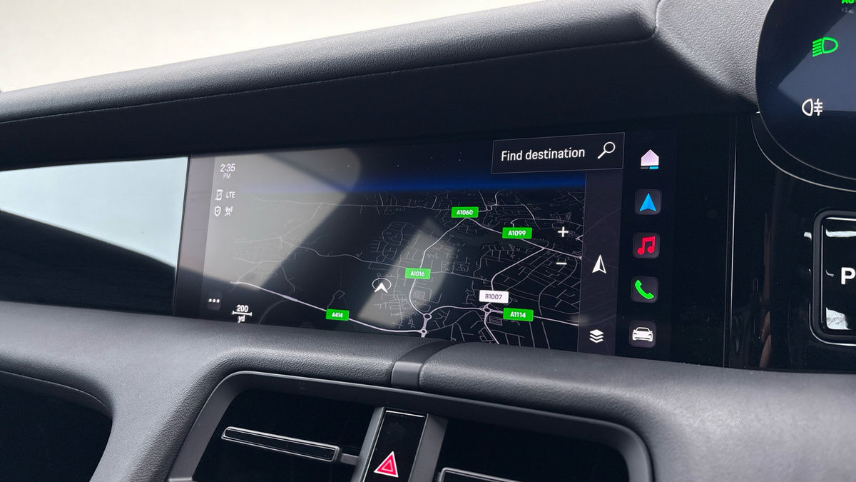 Used Porsche Taycan 2023 for sale - 77465446: Photo 18