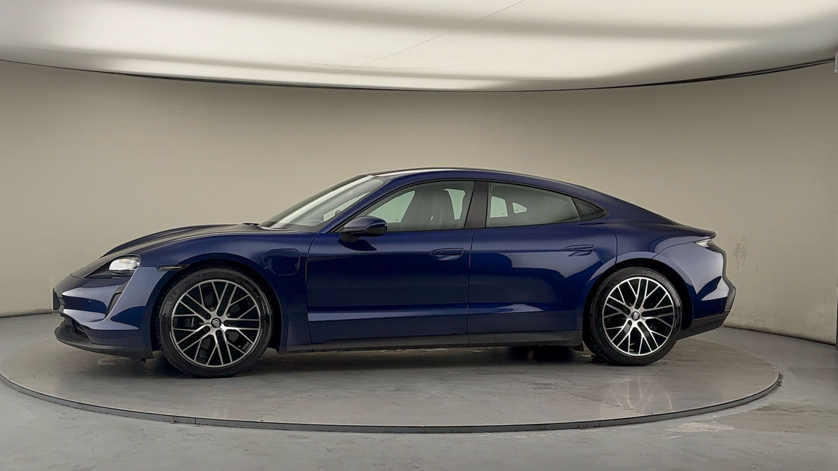 Used Porsche Taycan 2023 for sale - 77465446: Photo 29