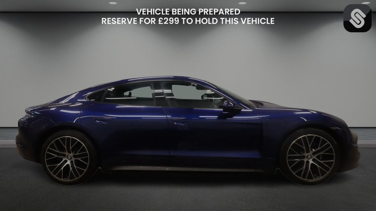 Used Porsche Taycan 2023 for sale - 77465446: Photo 5