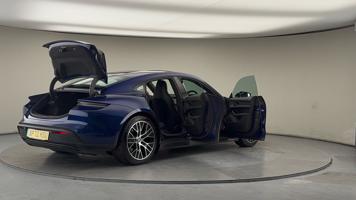 Used Porsche Taycan 2023 for sale - 77465446: Photo 59