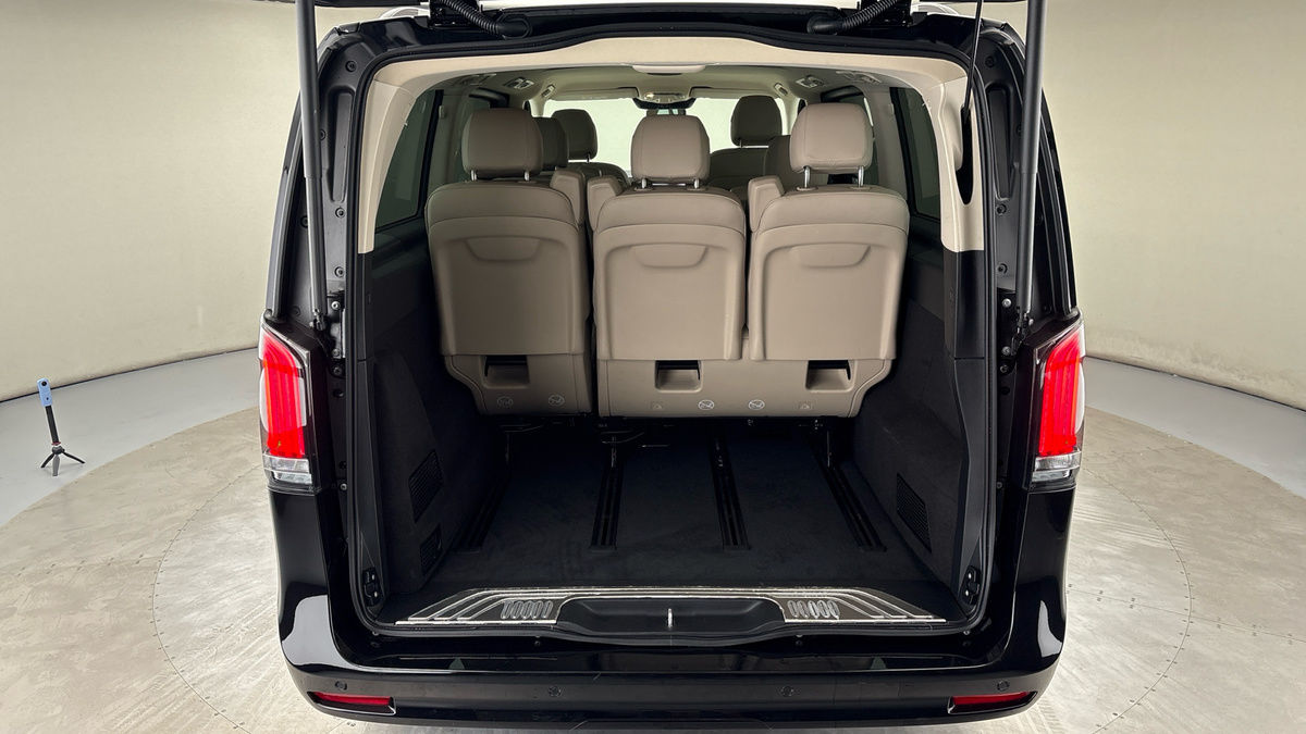 Used Mercedes-Benz V-Class 2025 for sale - 76280813: Photo 11