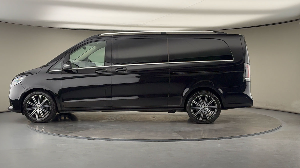 Used Mercedes-Benz V-Class 2025 for sale - 76280813: Photo 15