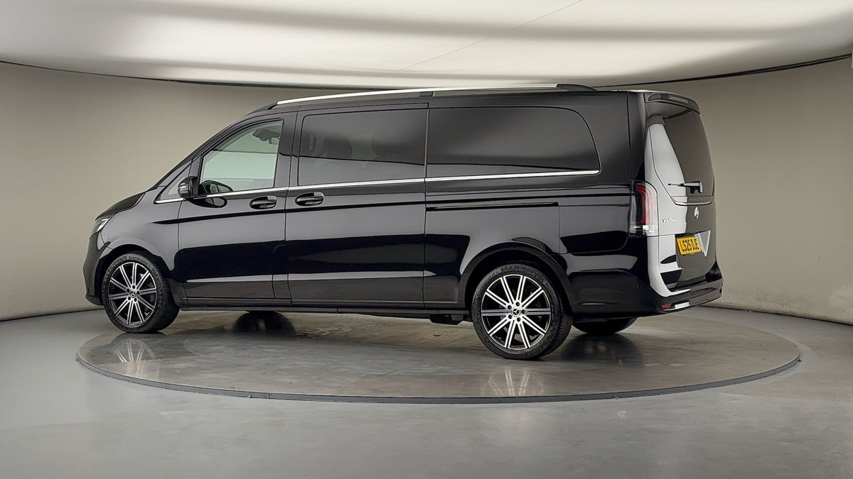 Used Mercedes-Benz V-Class 2025 for sale - 76280813: Photo 27