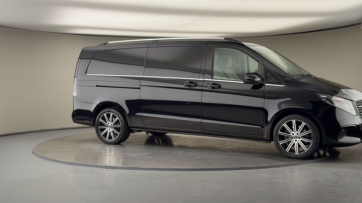 Used Mercedes-Benz V-Class 2025 for sale - 76280813: Photo 36