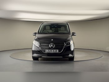 Used Mercedes-Benz V-Class 2025 for sale - 76280813: Photo