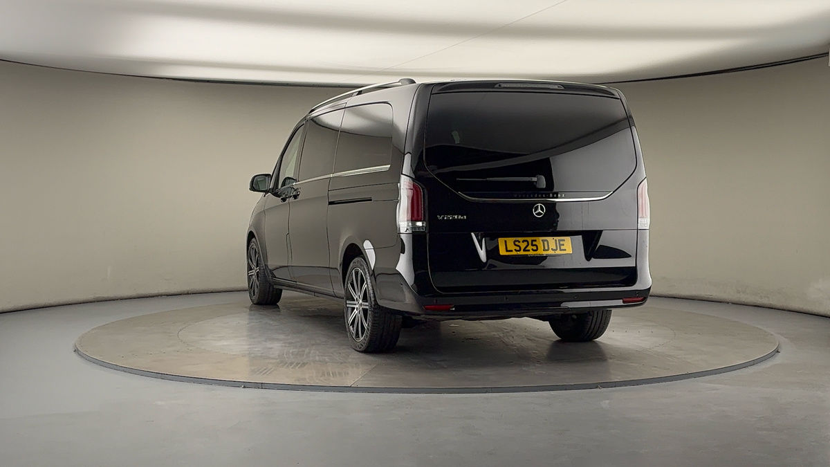 Used Mercedes-Benz V-Class 2025 for sale - 76280813: Photo 43