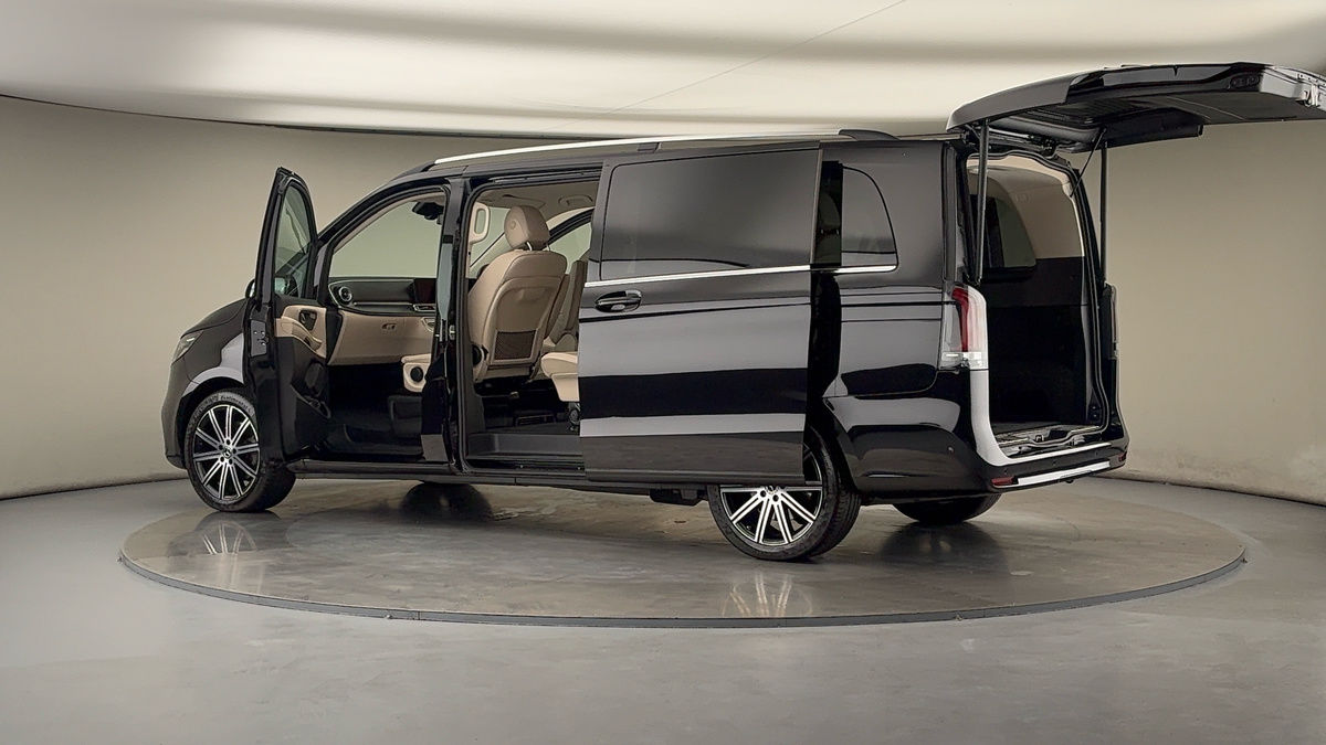 Used Mercedes-Benz V-Class 2025 for sale - 76280813: Photo 46