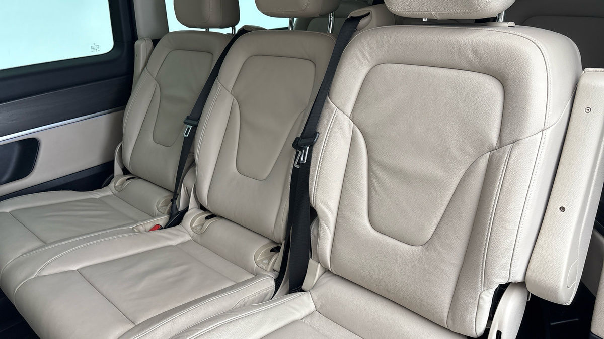 Used Mercedes-Benz V-Class 2025 for sale - 76280813: Photo 8