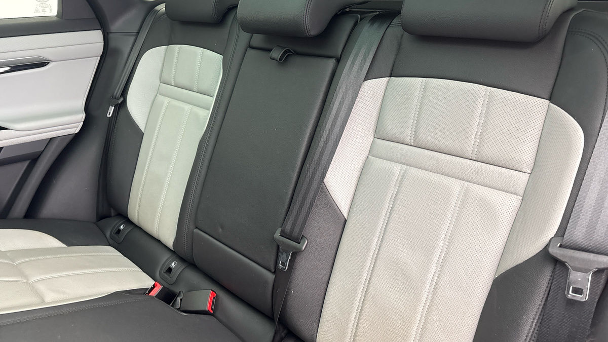 Used Land Rover Range Rover Evoque 2023 for sale - 76292329: Photo 8