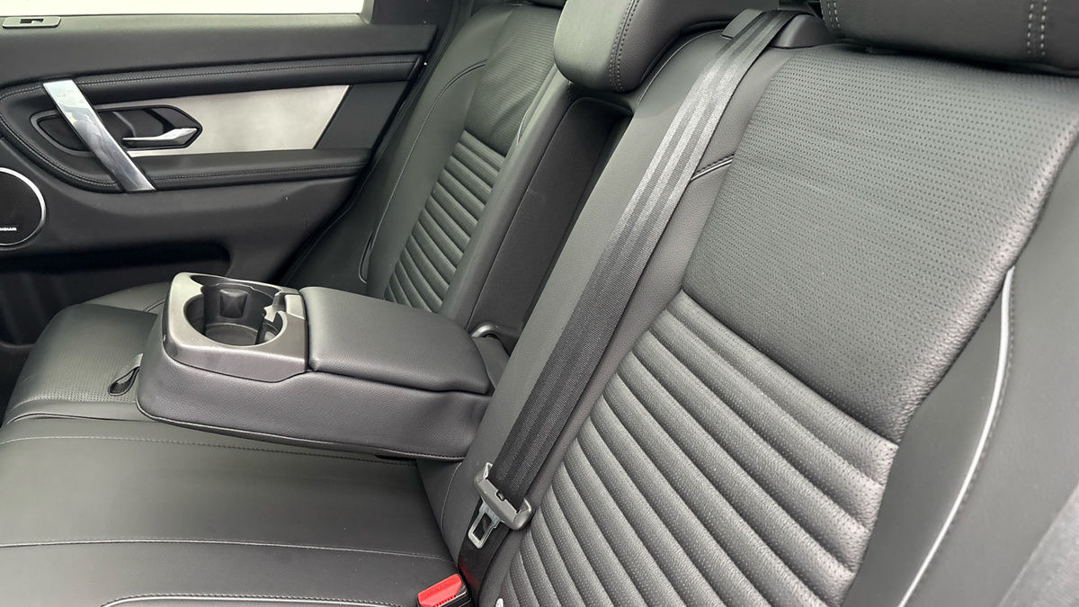 Used Land Rover Discovery Sport 2023 for sale - 77655944: Photo 9