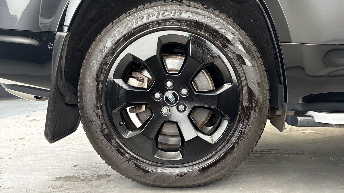 Used Land Rover Defender 130 2022 for sale - 76267784: Photo 10