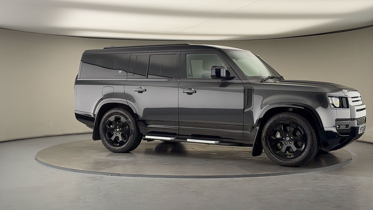 Used Land Rover Defender 130 2022 for sale - 76267784: Photo 37