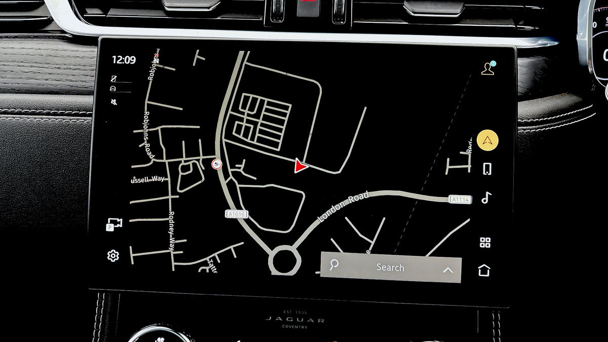 Used Jaguar F-Pace 2021 for sale - 76470836: Photo 17