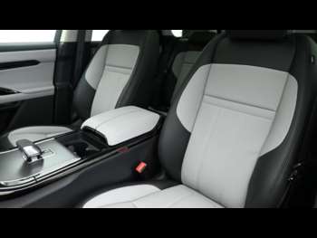 Used Land Rover Range Rover Evoque 2025 for sale - 75222076: Photo