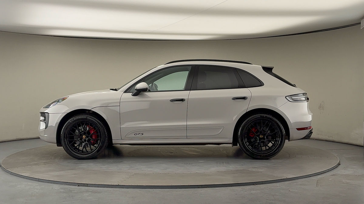 Used Porsche Macan 2020 for sale - 77107387: Photo 15