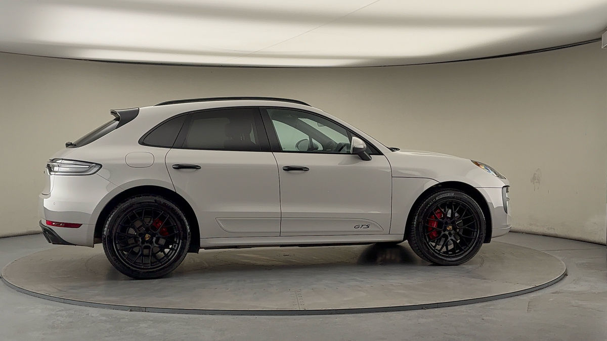 Used Porsche Macan 2020 for sale - 77107387: Photo 41