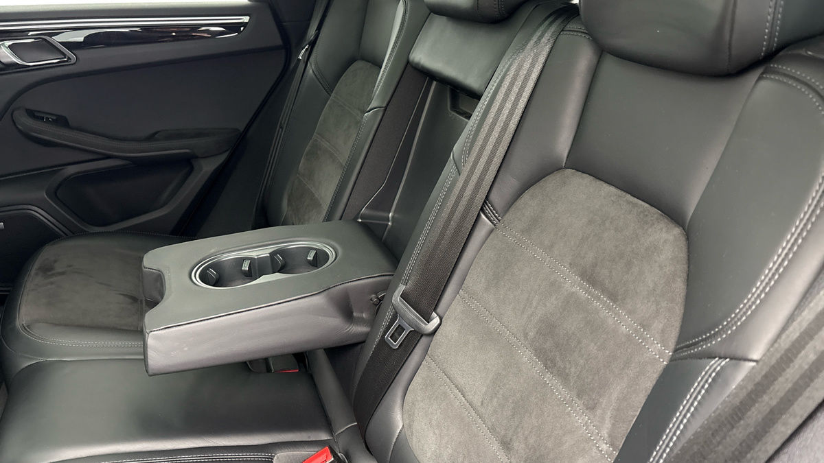 Used Porsche Macan 2020 for sale - 77107387: Photo 9