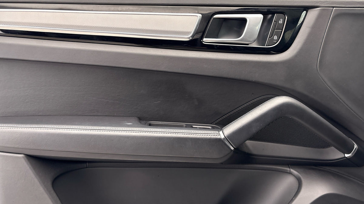 Used Porsche Cayenne 2023 for sale - 77494498: Photo 19