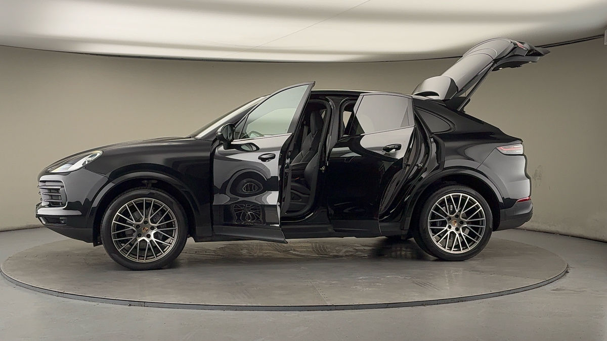 Used Porsche Cayenne 2023 for sale - 77494498: Photo 50