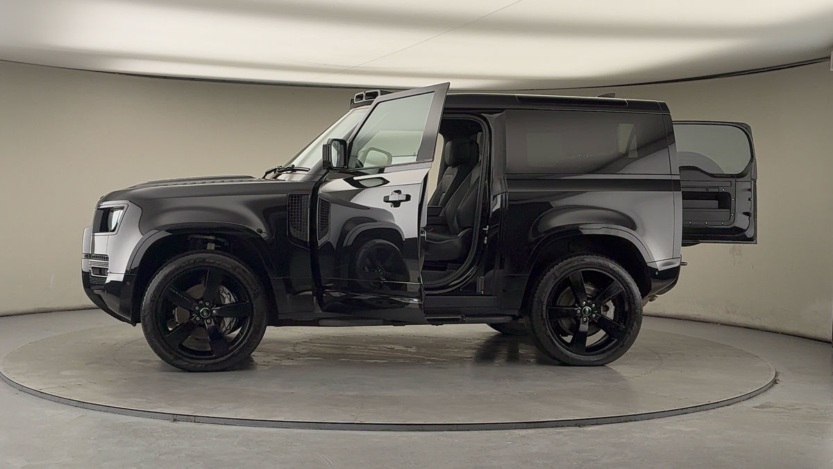 Used Land Rover Defender 90 2023 for sale - 77548019: Photo 49