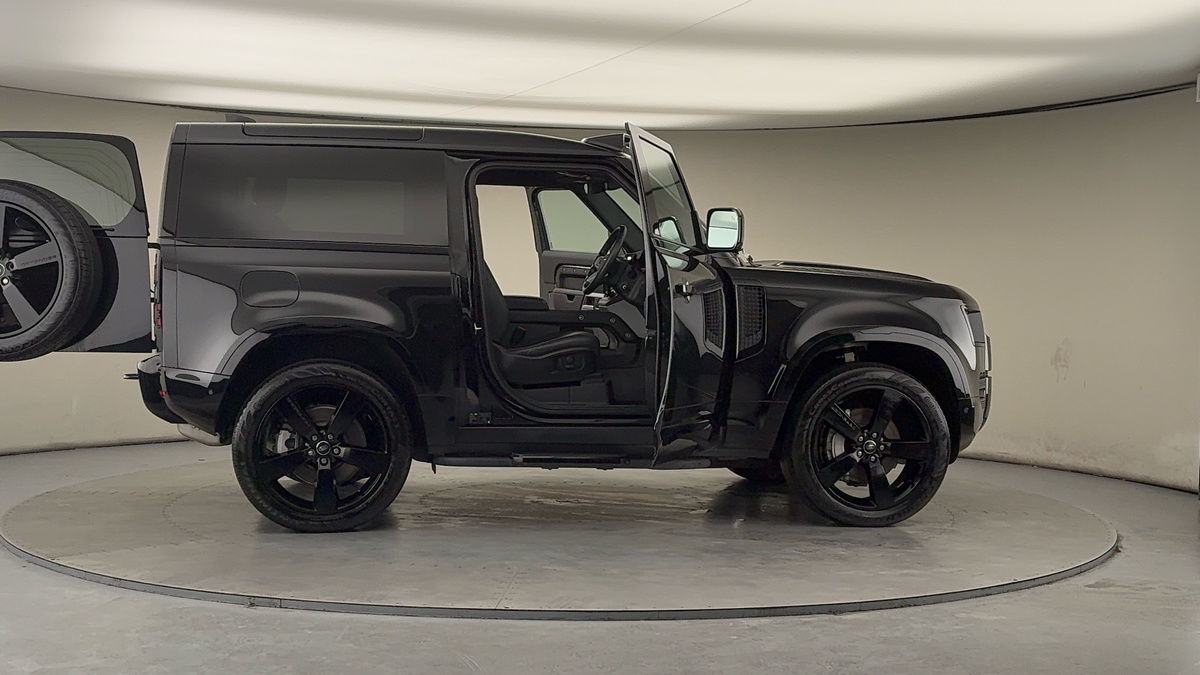 Used Land Rover Defender 90 2023 for sale - 77548019: Photo 58