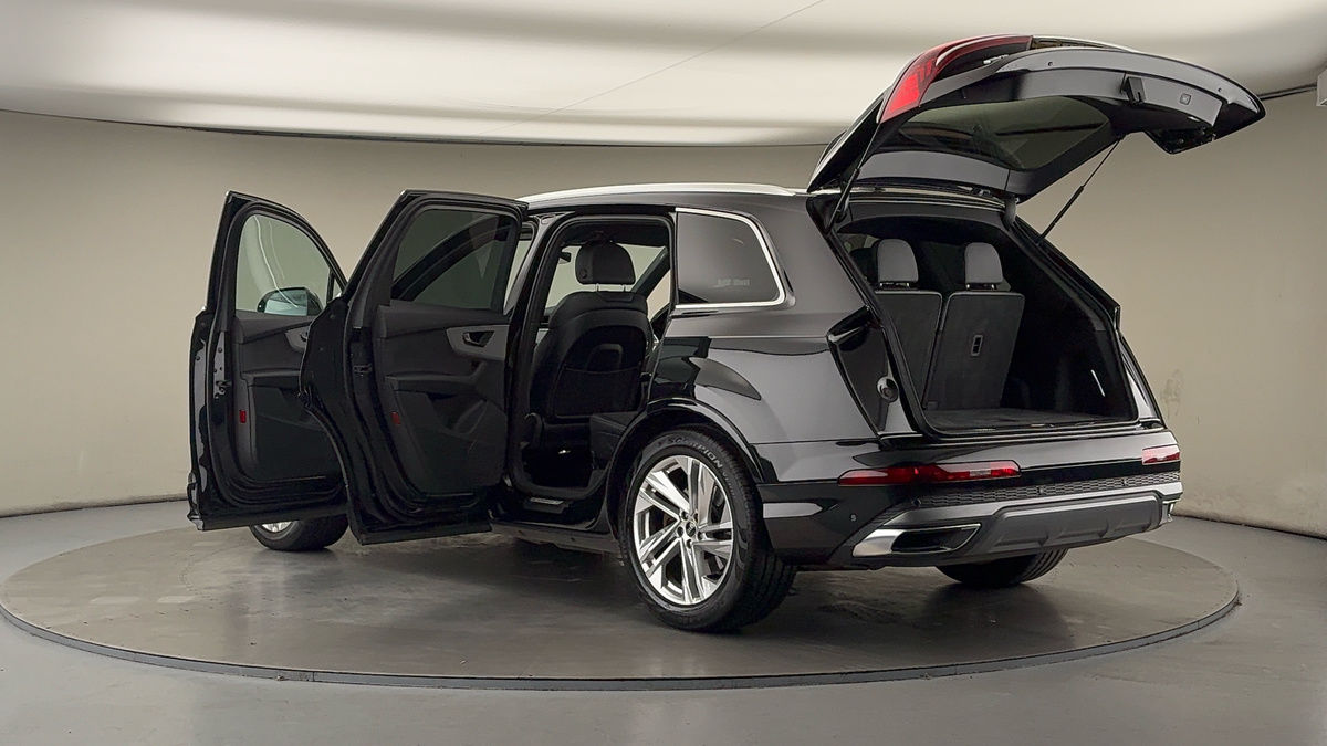 Used Audi Q7 2022 for sale - 76924141: Photo 44