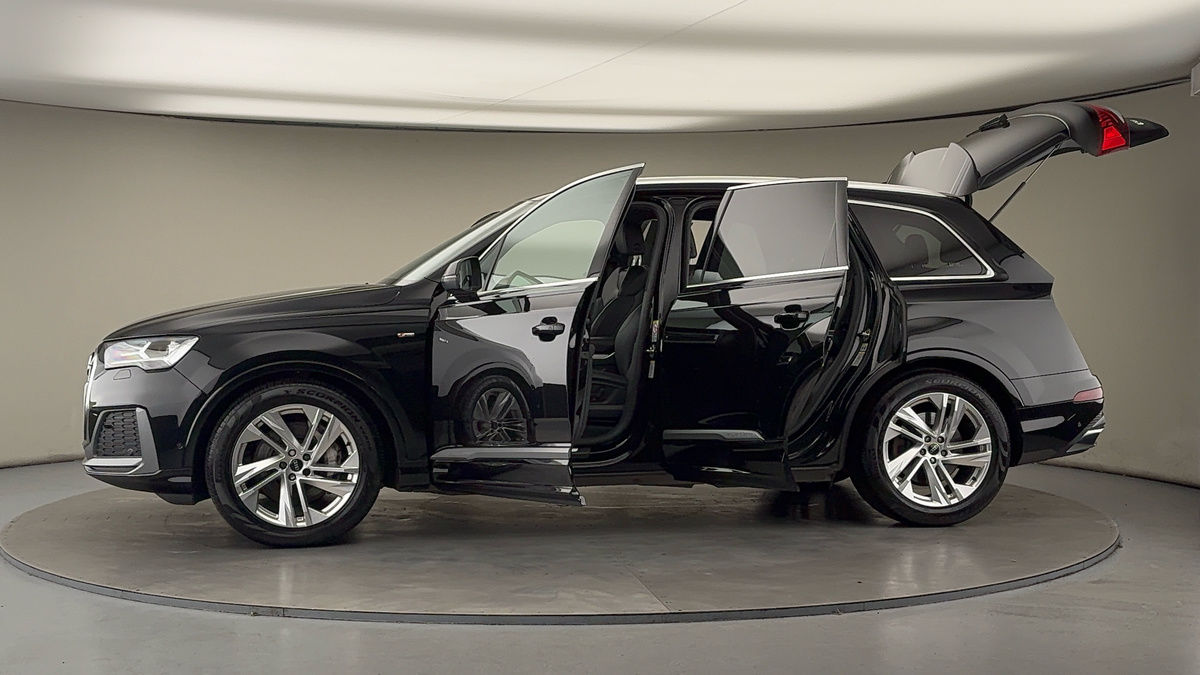 Used Audi Q7 2022 for sale - 76924141: Photo 48