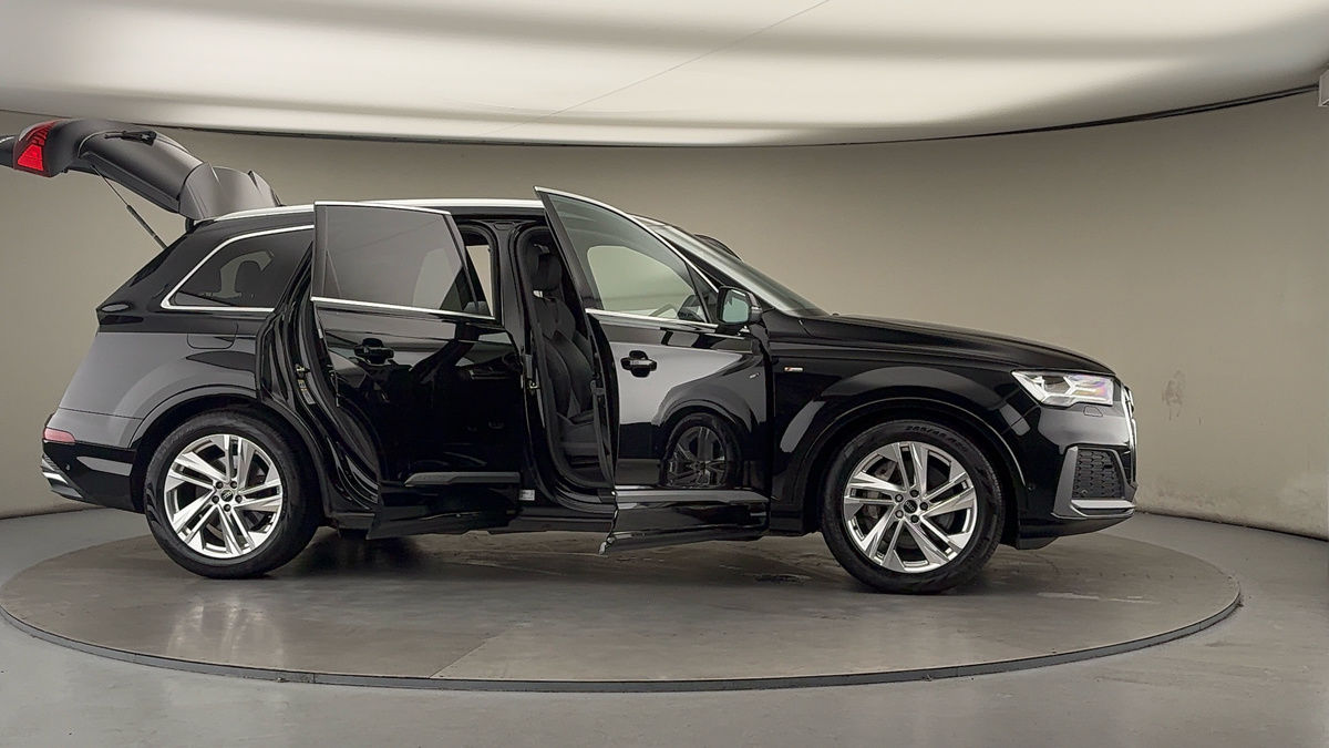 Used Audi Q7 2022 for sale - 76924141: Photo 56