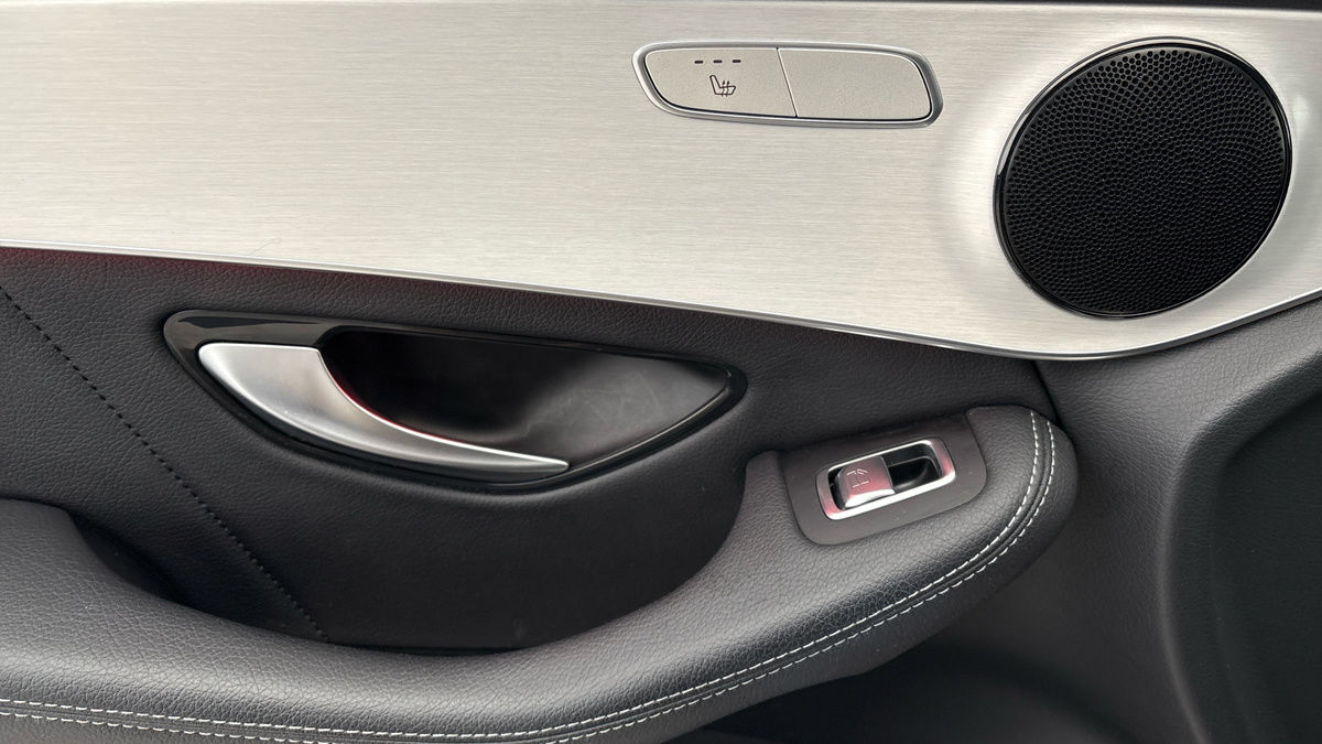 Used Mercedes-Benz GLC 2022 for sale - 76751645: Photo 19