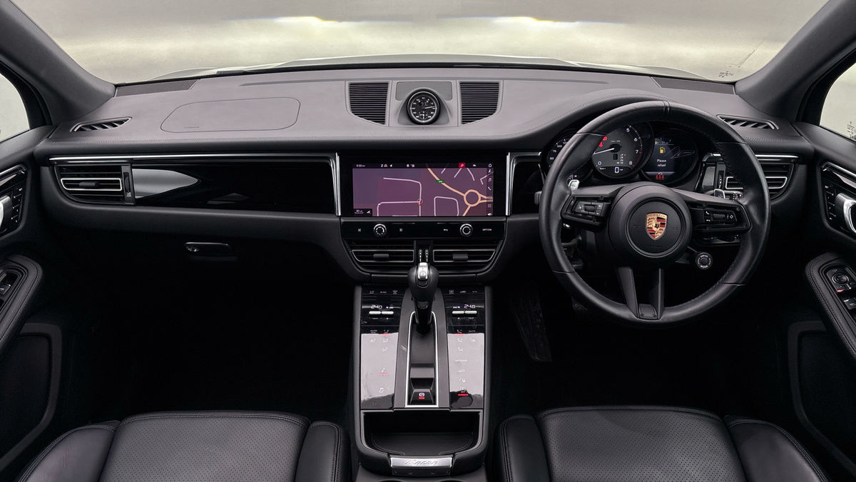 Used Porsche Macan 2023 for sale - 77821834: Photo 12