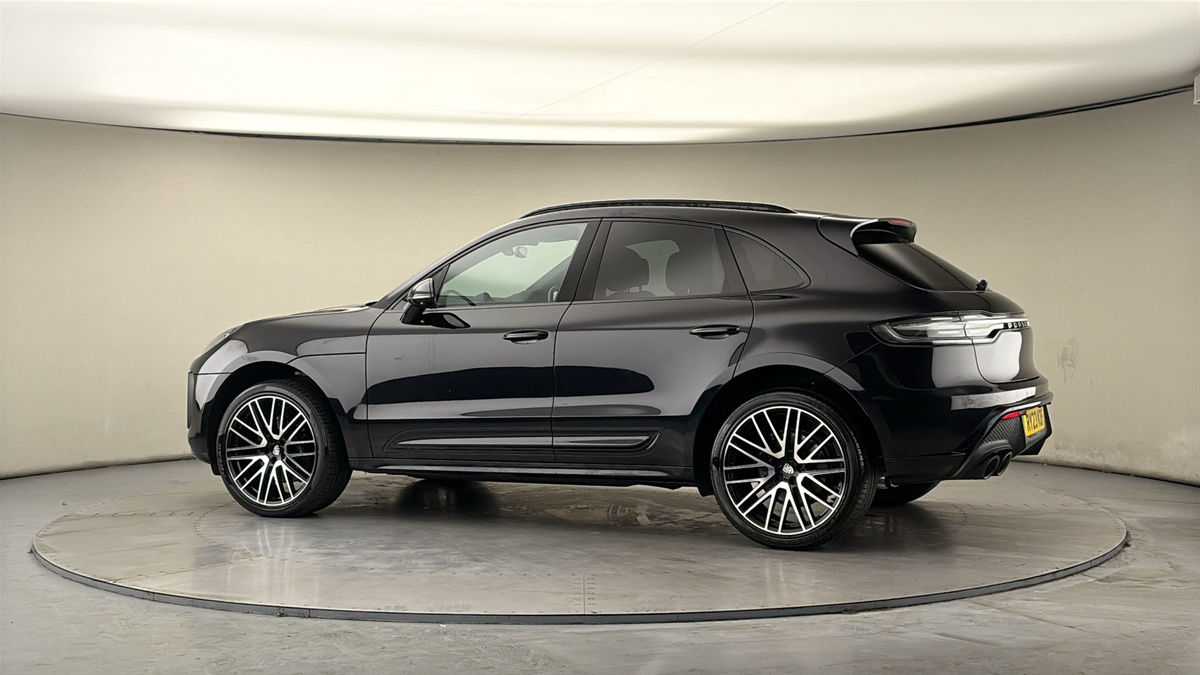 Used Porsche Macan 2023 for sale - 77821834: Photo 28