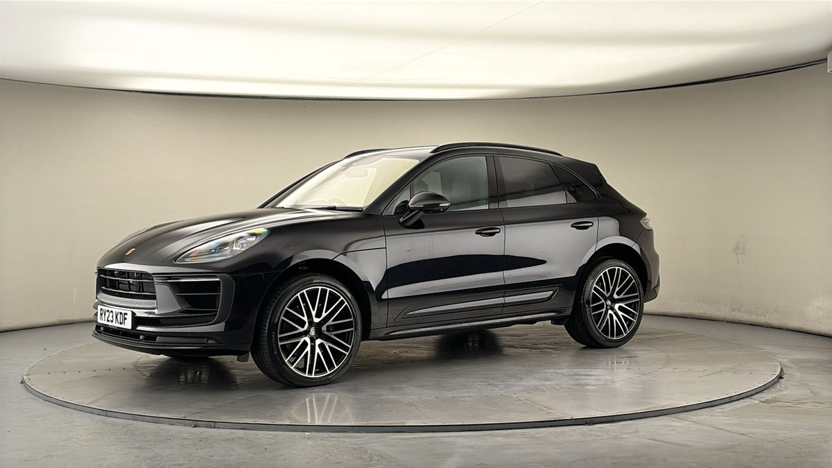 Used Porsche Macan 2023 for sale - 77821834: Photo 31