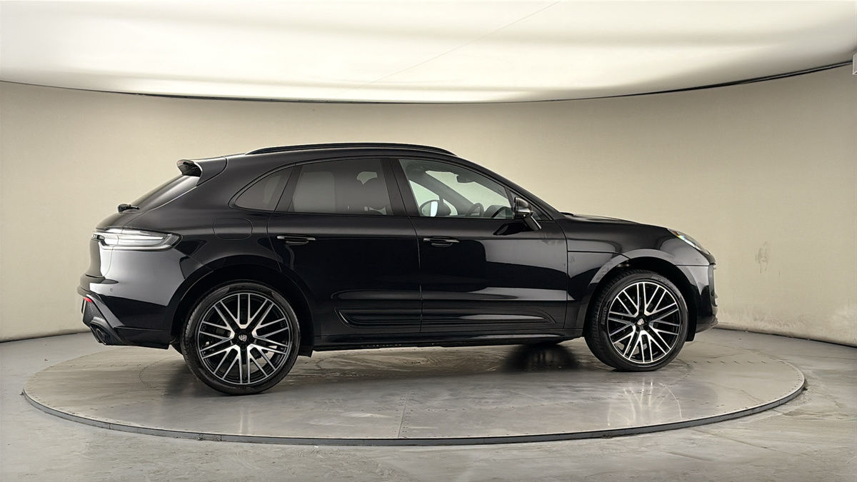 Used Porsche Macan 2023 for sale - 77821834: Photo 39
