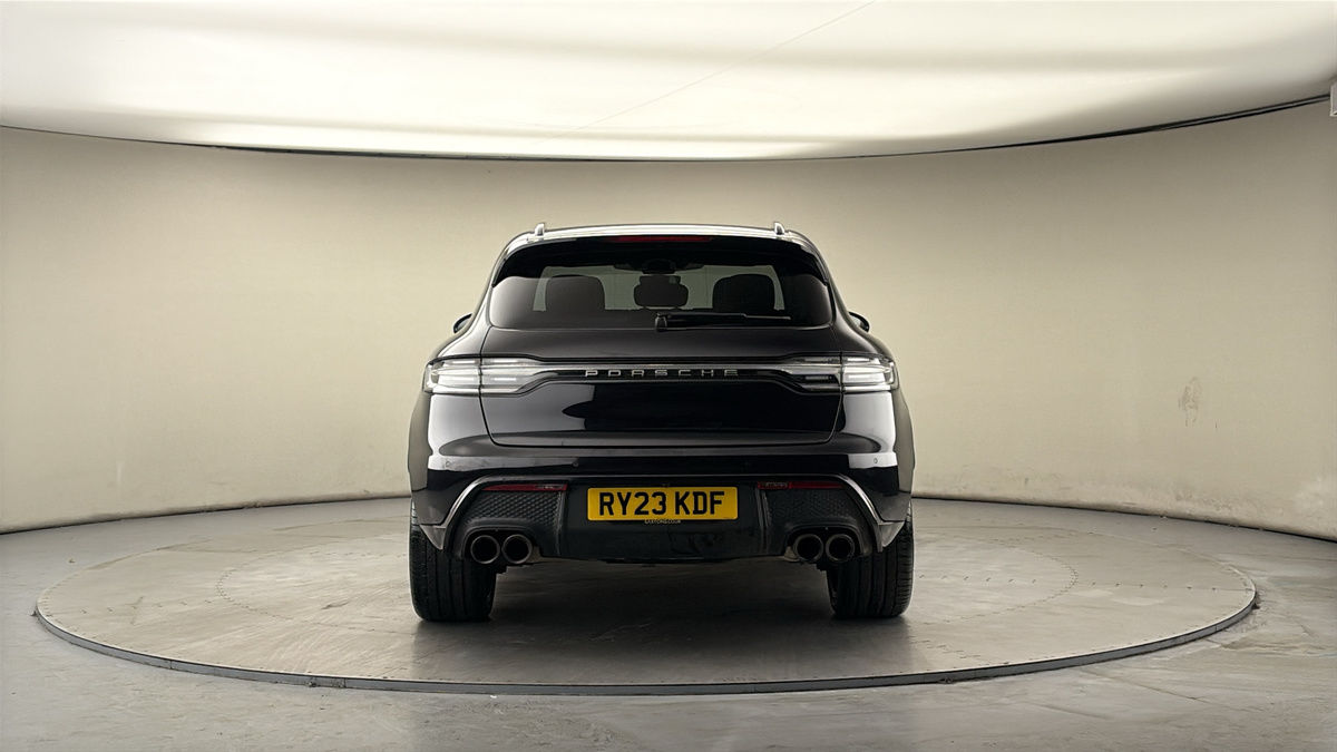 Used Porsche Macan 2023 for sale - 77821834: Photo 4