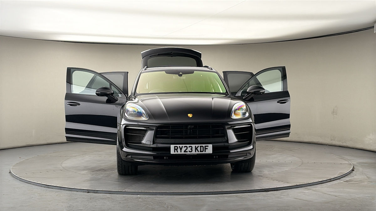 Used Porsche Macan 2023 for sale - 77821834: Photo 53