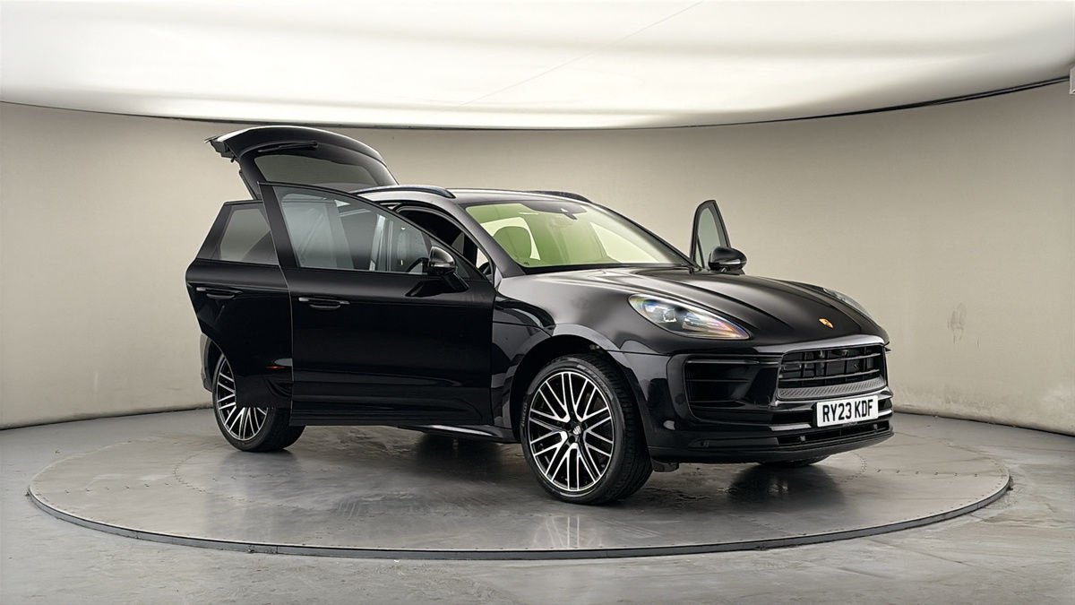 Used Porsche Macan 2023 for sale - 77821834: Photo 55