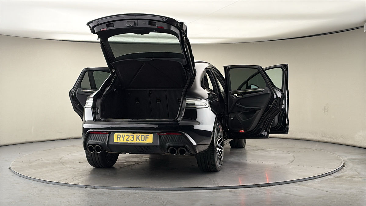 Used Porsche Macan 2023 for sale - 77821834: Photo 61