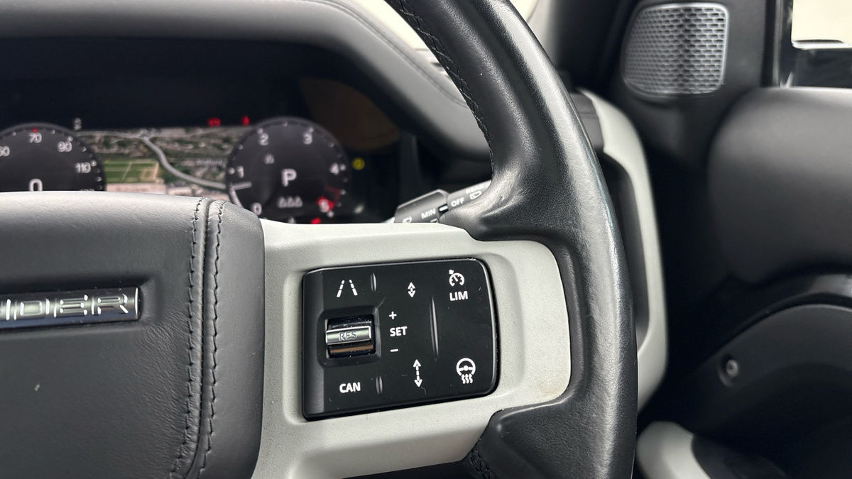 Used Land Rover Defender 110 2022 for sale - 77494475: Photo 14