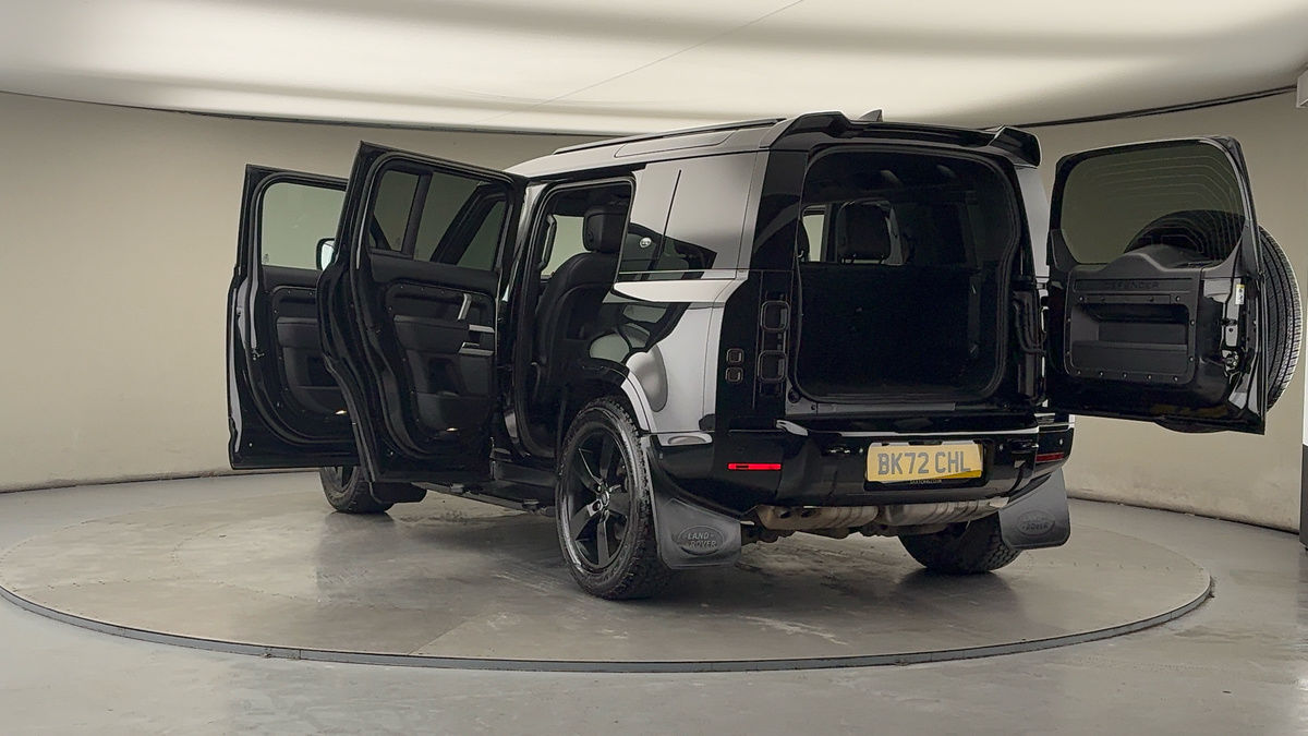 Used Land Rover Defender 110 2022 for sale - 77494475: Photo 23