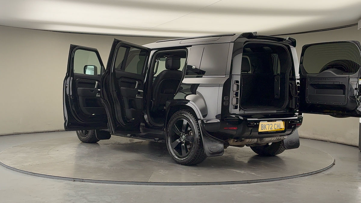 Used Land Rover Defender 110 2022 for sale - 77494475: Photo 43