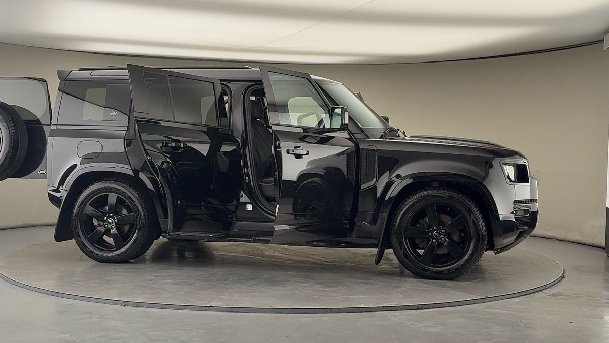 Used Land Rover Defender 110 2022 for sale - 77494475: Photo 55