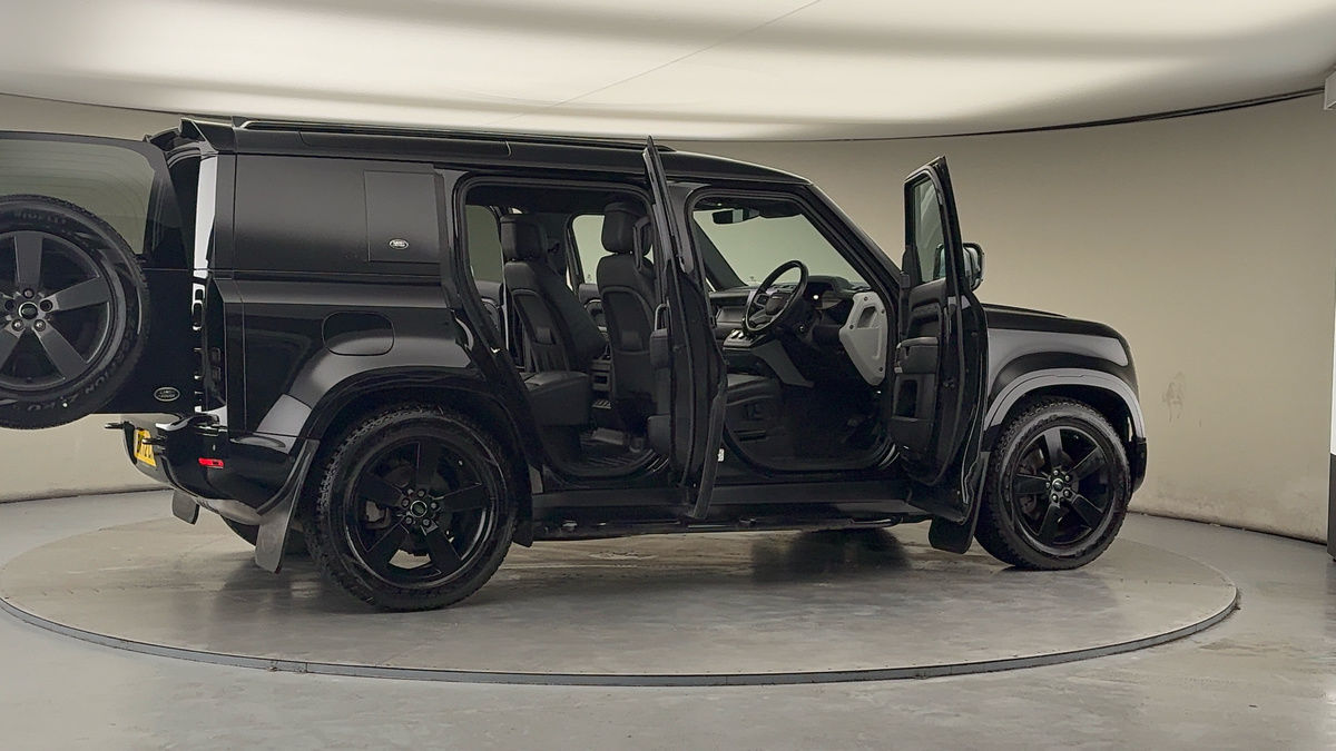 Used Land Rover Defender 110 2022 for sale - 77494475: Photo 57