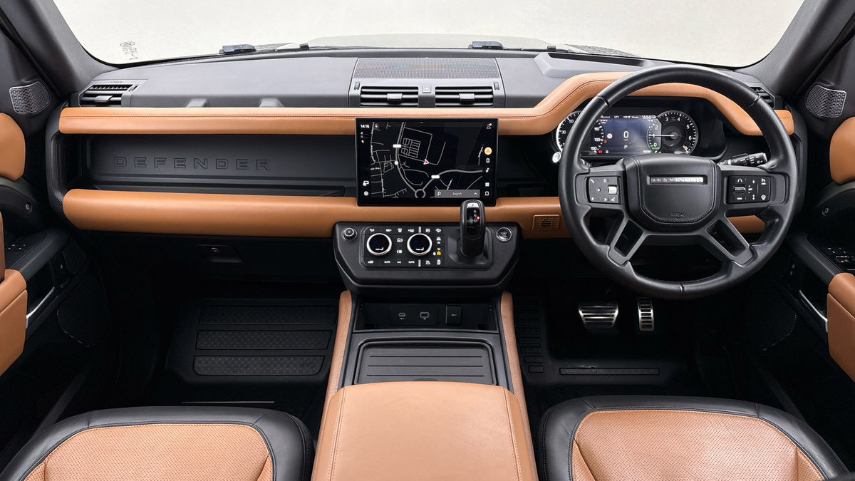 Used Land Rover Defender 2023 for sale - 77694012: Photo 12