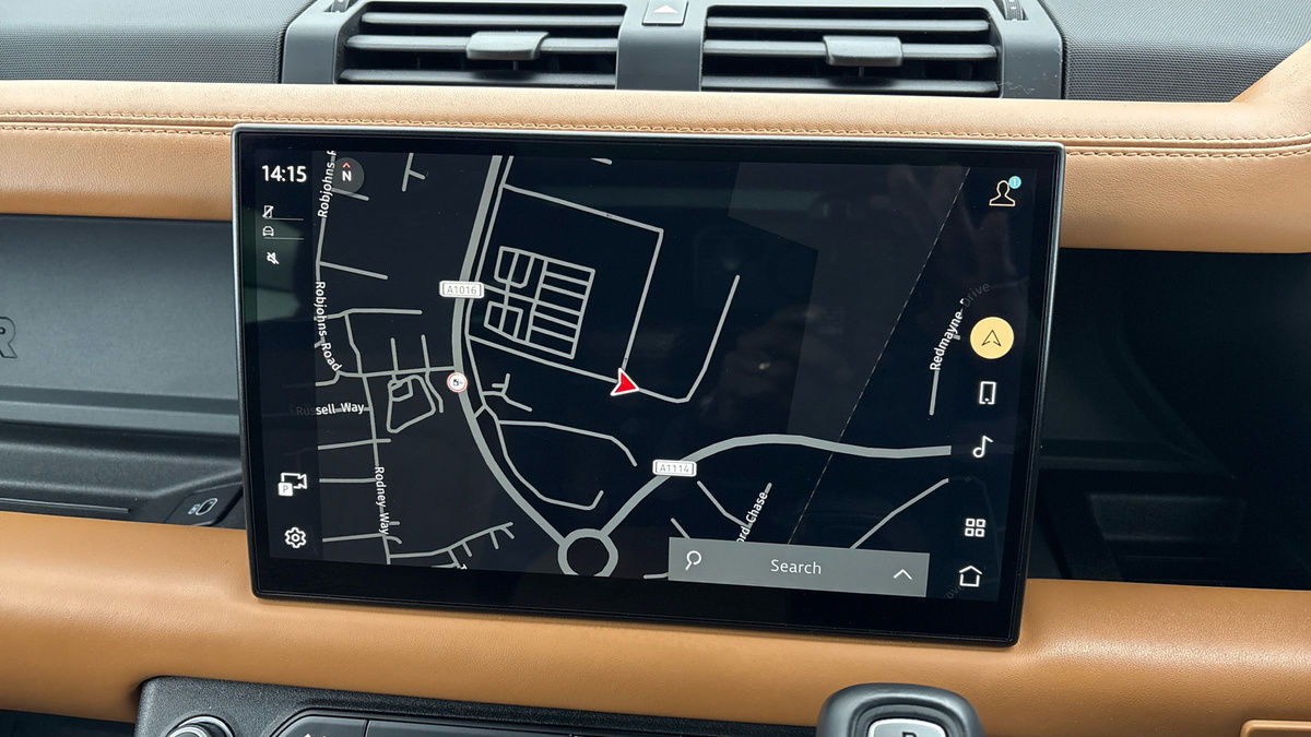 Used Land Rover Defender 2023 for sale - 77694012: Photo 17